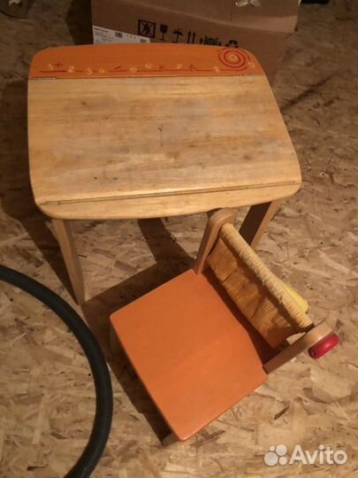 Детский стол и стульчик