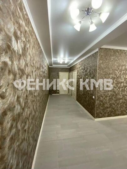 2-к. квартира, 66 м², 8/8 эт.