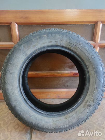 Goodyear UltraGrip 195/65 R15