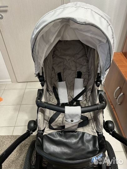 Коляска AroTeam Moreno 3 в 1