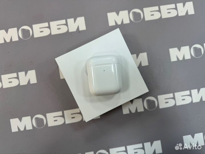 Apple AirPods 2 with Wireless Charging Case