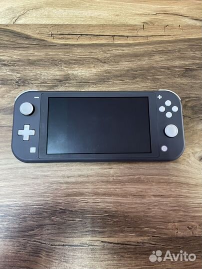 Игровая приставка nintendo switch lite прошитая