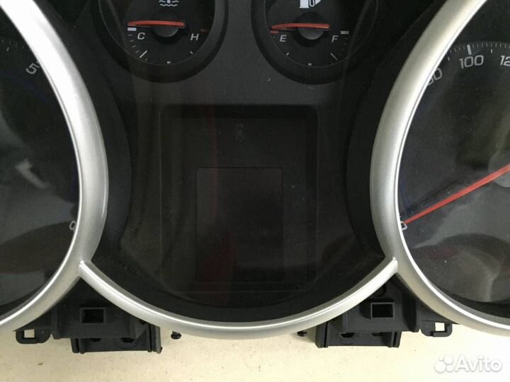 Панель приборов Chevrolet Cruze J300 2009-2016