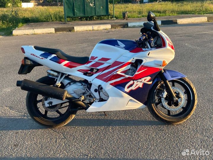 Honda cbr600 f2