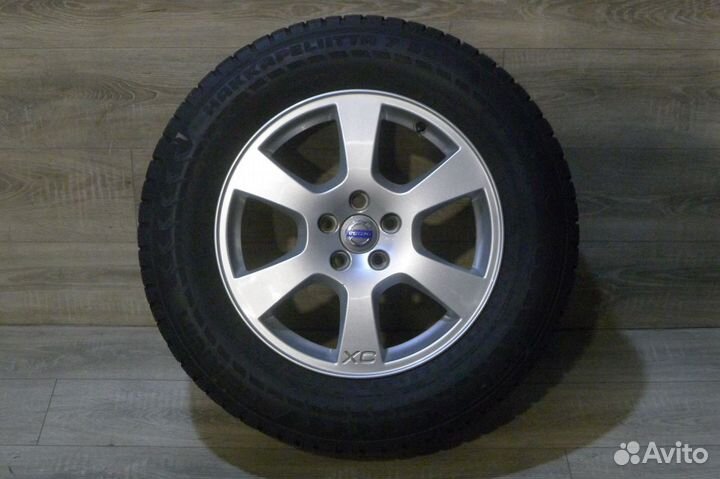 Комплект оригинальных колес R17 Вольво xc60