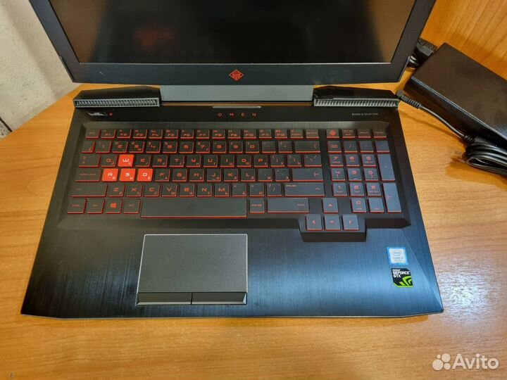HP Omen 15-ce018ur