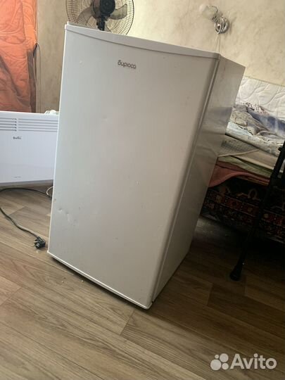 Холодильник Бирюса 90
