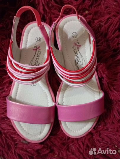 Босоножки для девочки 33 размер новые