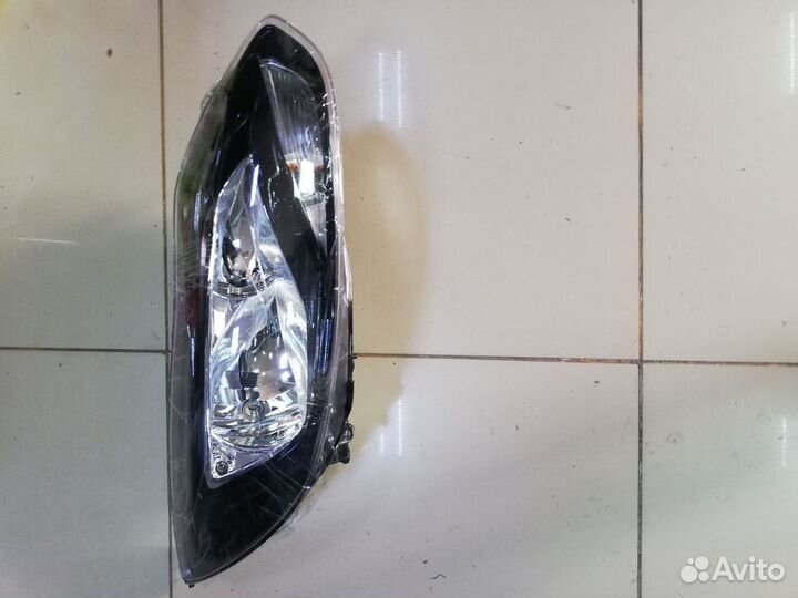 Фара Форд Фокус 3 дорест