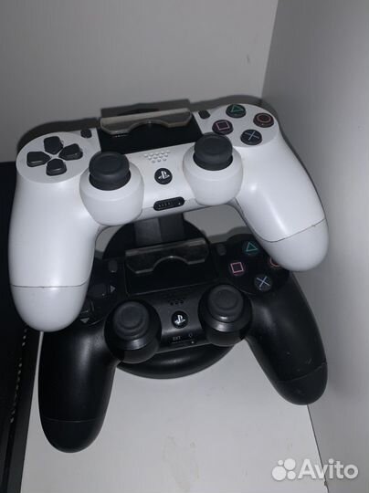 Sony PS4 slim 1tb + диск
