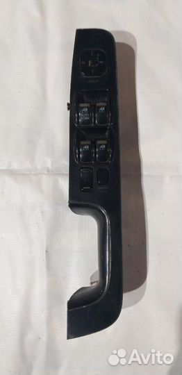 Блок управления стеклоподъемниками Hyundai Sonata