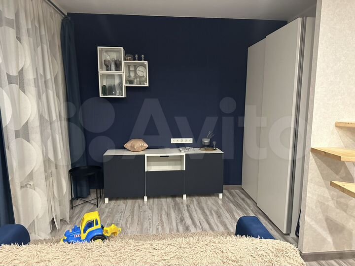 2-к. квартира, 50 м², 3/3 эт.