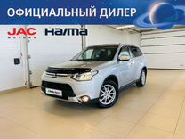 Mitsubishi Outlander 2.4 CVT, 2014, 223 000 км, с пробегом, цена 2 029 000 руб.