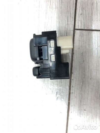 Блок управления зеркалами Toyota Avensis универсал