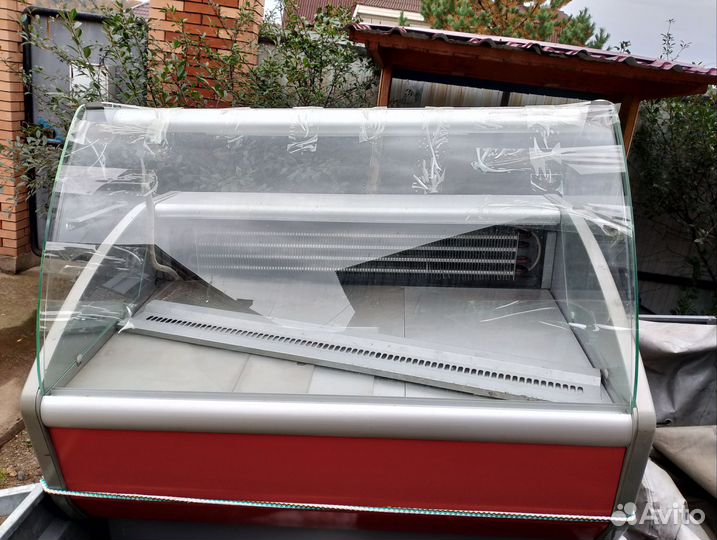 Холодильная витрина