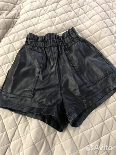 Кожаные шорты