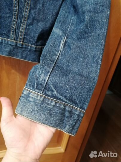 Джинсовая куртка