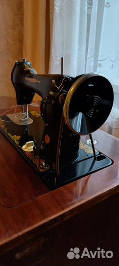 Швейная машинка ножная Подольск