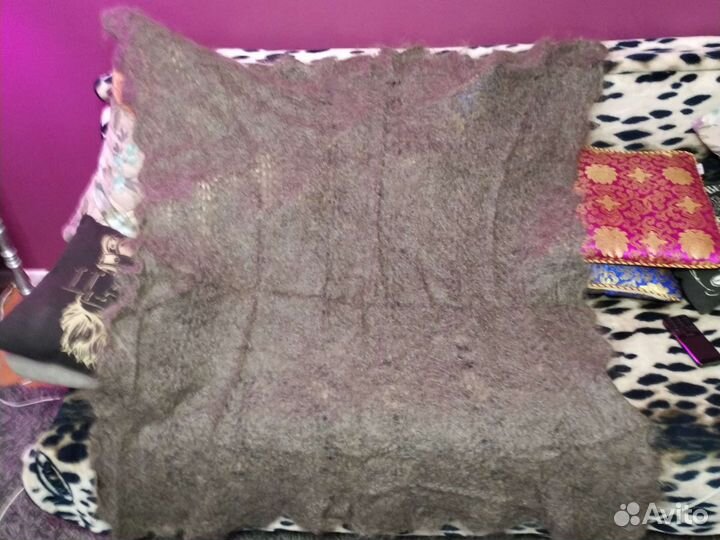 Шаль пуховая ручная работа 135 см на 135 см