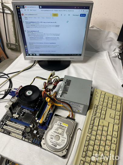 Материнская плата ASRock