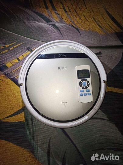Робот пылесос ilife v50 белый