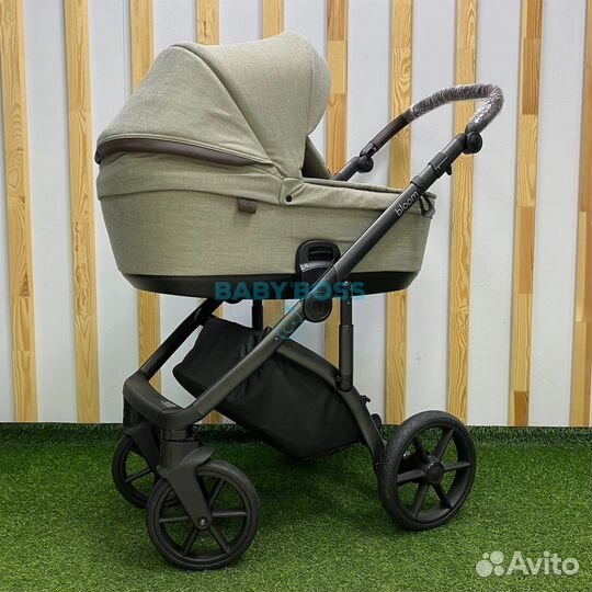 Коляска Roan Bloom