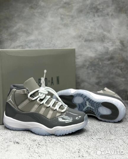 Air Jordan 11 Retro Cool Grey