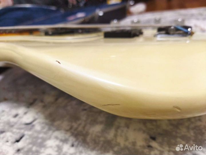 Бас гитара fender precision bass