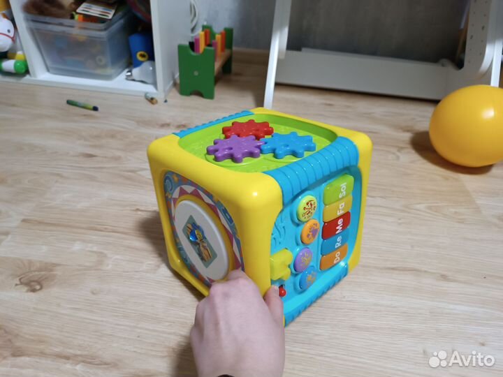 Развивающие игрушки пакетом