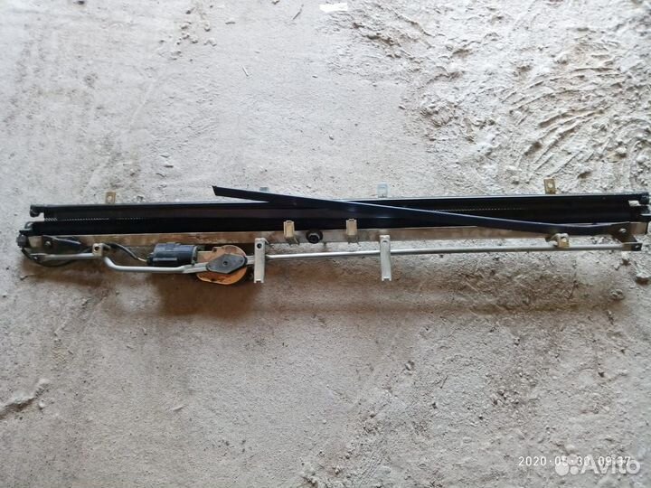 Задняя шторка (электрическая) w210 на запчасти