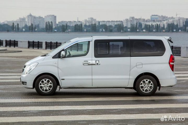 Заказ микроавтобуса 9 мест Хёндэ Старекс