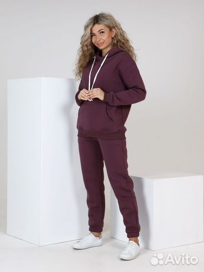 Костюм спортивный женский 44,46,48