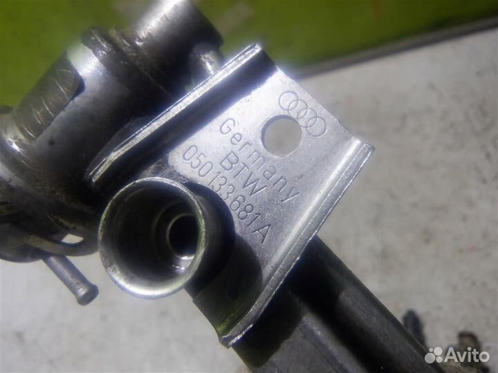 Рейка топливная (рампа) Ауди А4 Б5