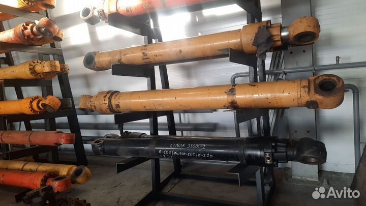 Гидроцилиндр ковша Caterpillar CAT330DL