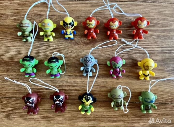 Игрушки из Киндер яиц