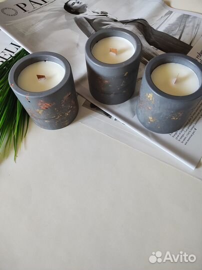 Свеча-графит в гипсе с золотой и бронзовой поталью