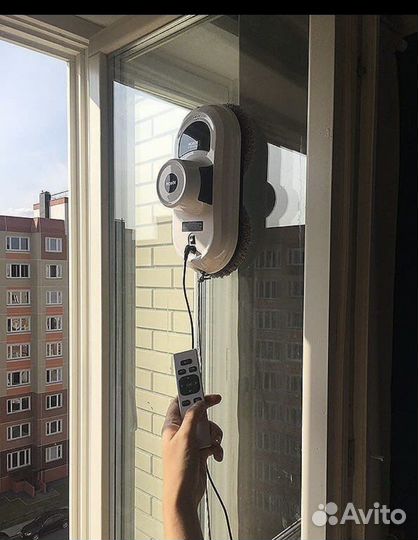 Робот мойщик окон
