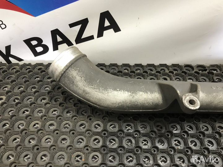 Патрубок интеркулера