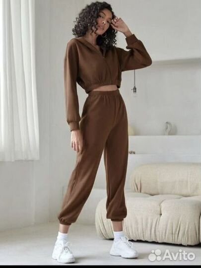 Костюм спортивный тройка женский