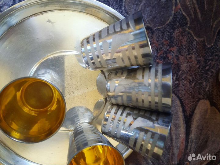 Рюмки на подносе мельхиор. Позолота, посеребрение