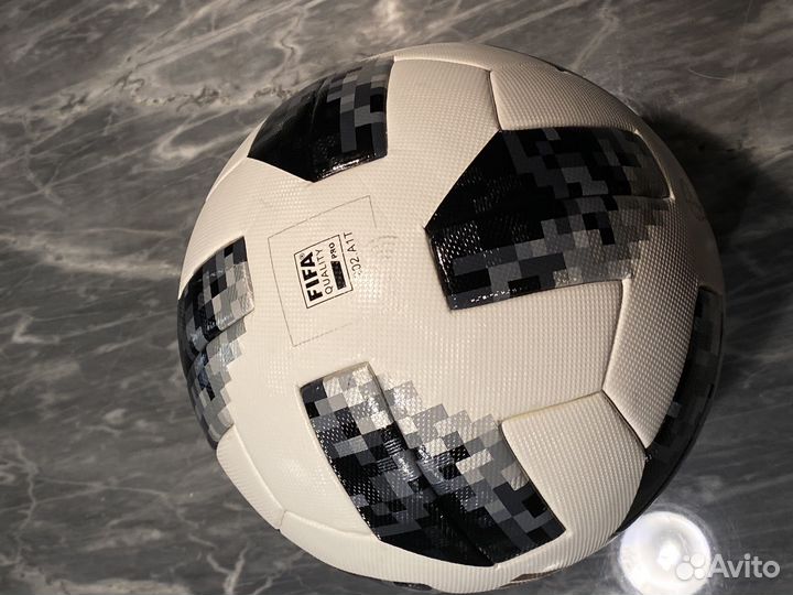 Футбольный мяч adidas telstar fifa 2018 оригинал