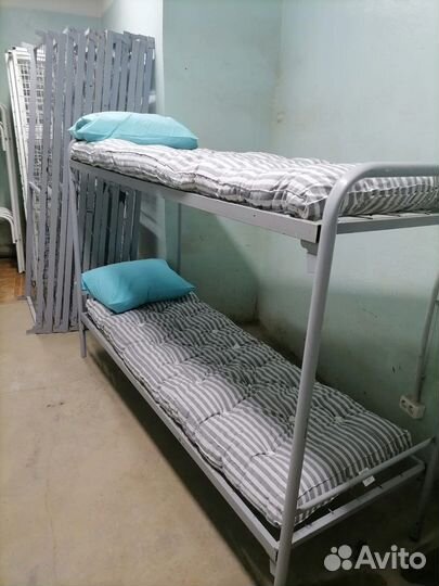 Кровать двухъярусная