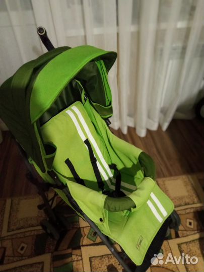 Коляска трость