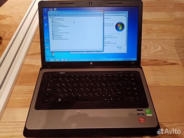 Ноутбук hp 635 + фирменный кейс