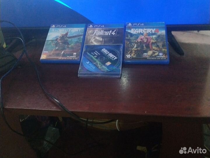Sony PS4 slim 1tb