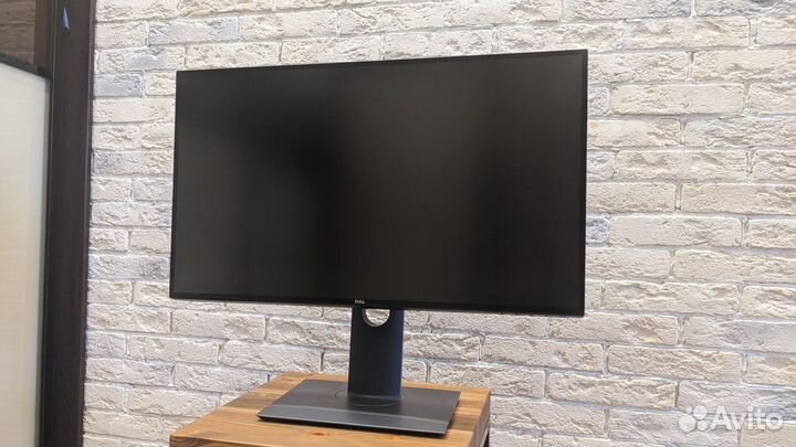 Монитор Dell