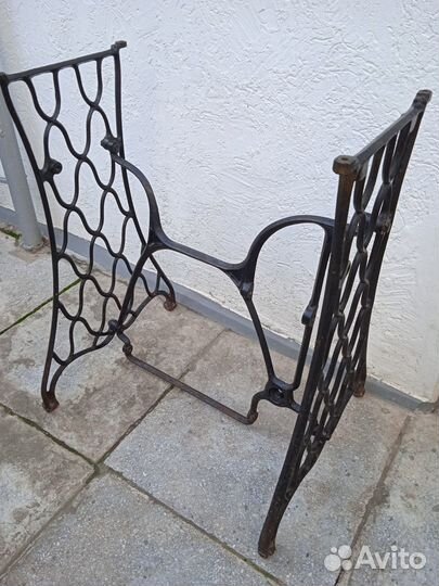 Станина от швейной машинки