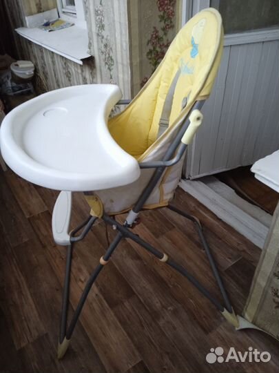 Стульчик для кормления