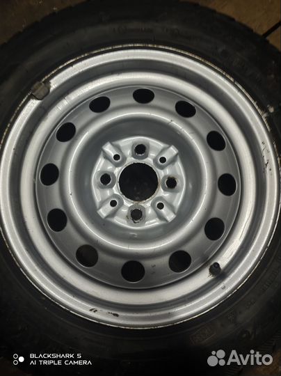 Продам зимние шипованые колеса в сборе на штампах