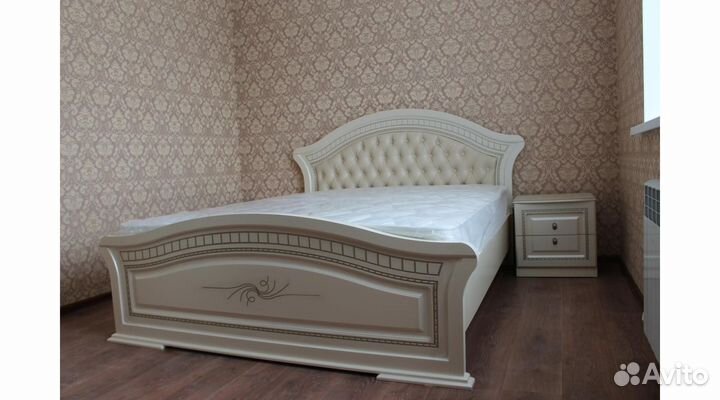 Спальный гарнитур новый